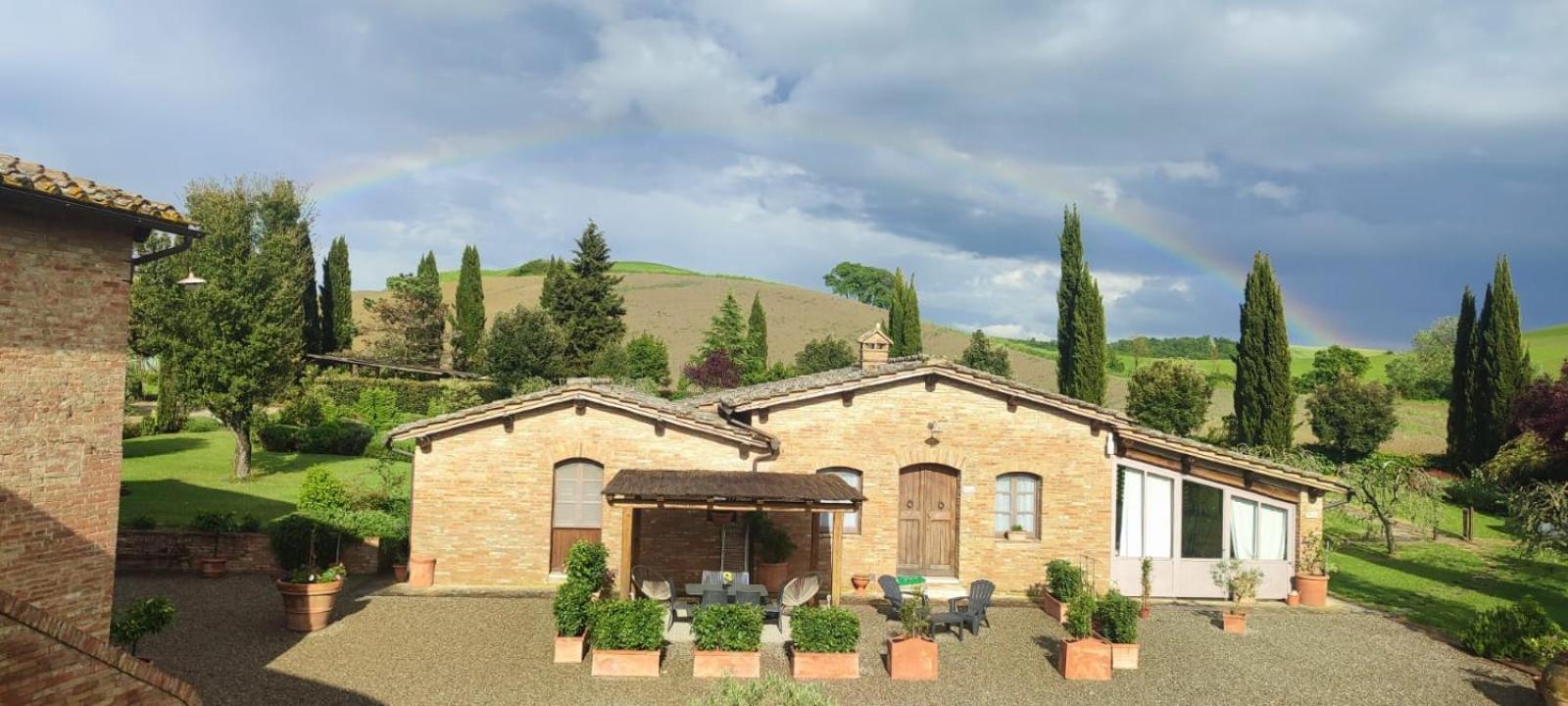 Casa Vacanze San Pierino Monteroni dʼArbia Exterior foto
