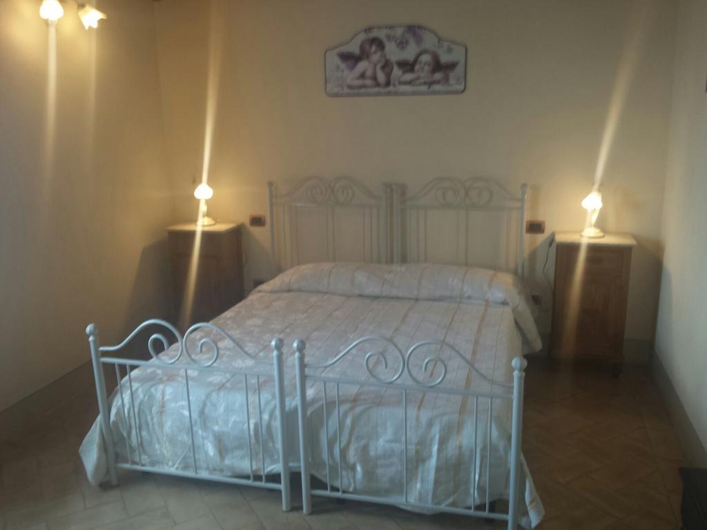 Casa Vacanze San Pierino Monteroni dʼArbia Exterior foto