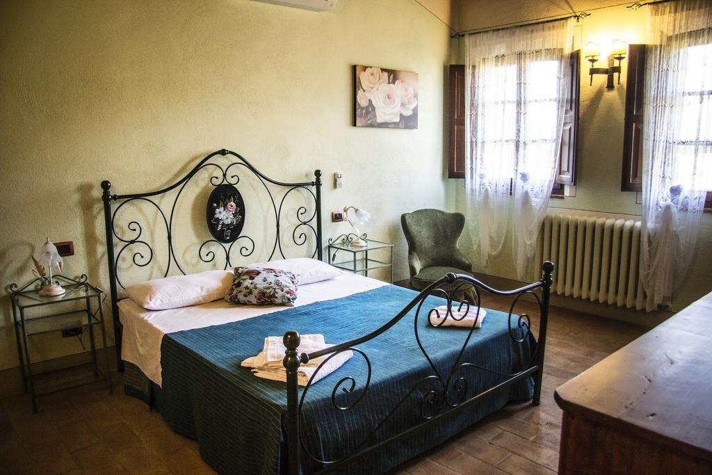Casa Vacanze San Pierino Monteroni dʼArbia Exterior foto