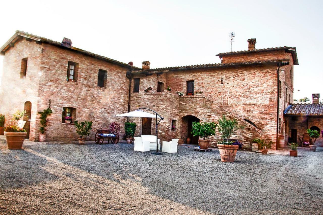 Casa Vacanze San Pierino Monteroni dʼArbia Exterior foto