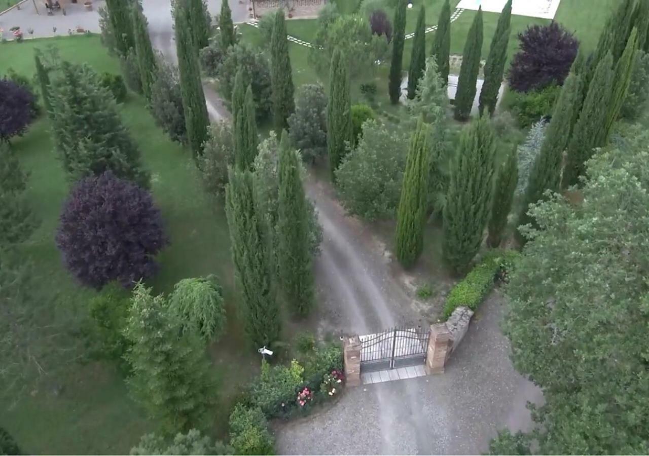 Casa Vacanze San Pierino Monteroni dʼArbia Exterior foto